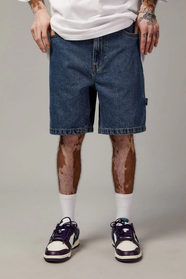 93 Straight Carpenter Short