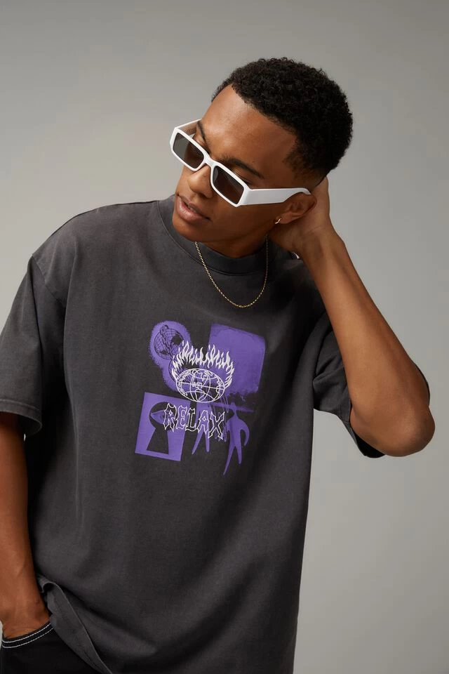 Half Half Heavy Weight Box Fit Graphic T Shirt - Image 5