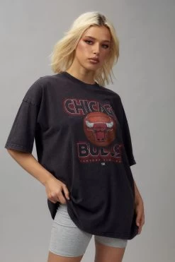 Nba Oversized Graphic Tee